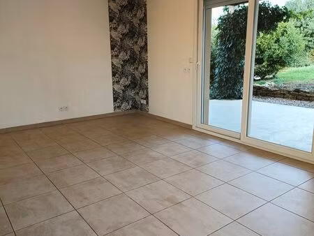 studio plain pied/résidence calme