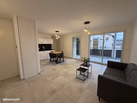 appartement 3 pièces 68 m²