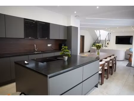 en vente maison 177 m² – 682 000 € |vany