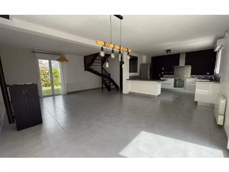 maison treffléan 90 m² t-4 à vendre  325 500 €