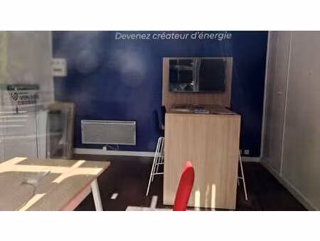 location bureaux et commerces à lisieux (14100) : à louer / lisieux