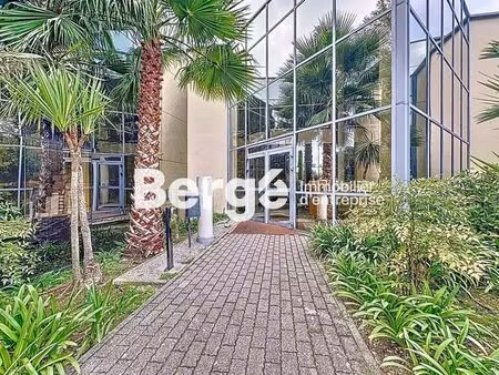 location bureaux 685 m²