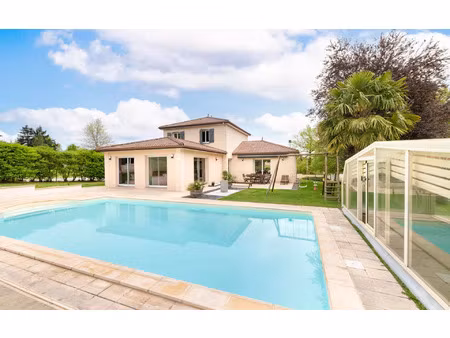 maison jourgnac 165 m² t-7 à vendre  349 900 €