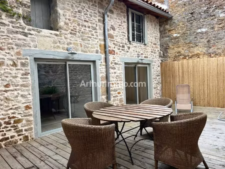 vente maison de village 5 pièces 100 m2 à cuiseaux