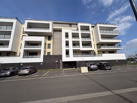 rare ! appartement f2 meublé avec climatisation f2 terrasse