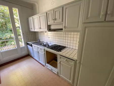 t4 poitiers - grand cerf - 77 m2