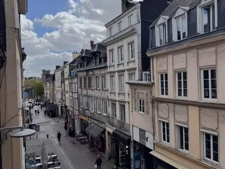 studio 1 pièce 20 m²