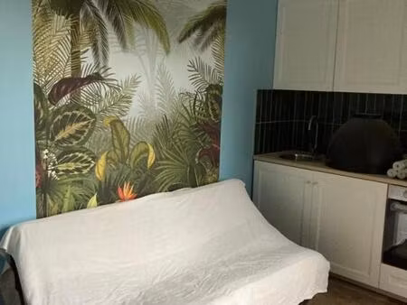 studio / 16m² / noisy-le-sec (rer e)