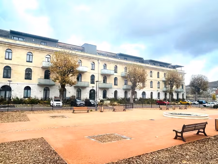 vernon fieschi - 2 pieces - 42.35 m2