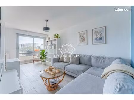 appartement 2 pièces 52 m²