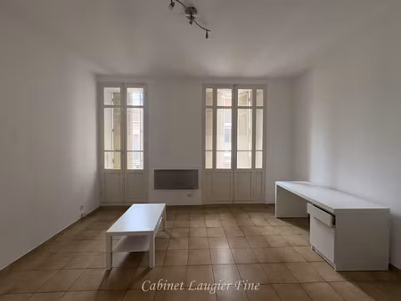 bureau 17 arago 13005