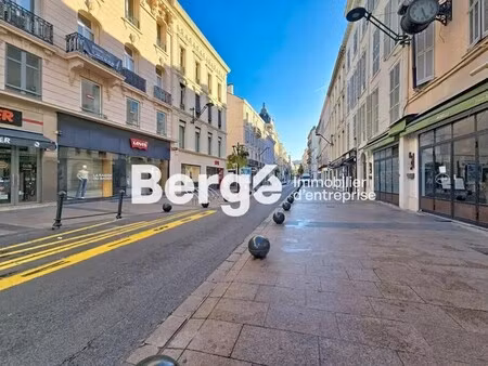 location commerce cannes 06400 55m²