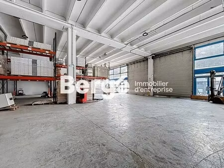 location entrepôt carros 06510 1966m²