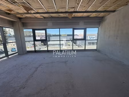 location locaux professionnels 155 m² à manosque (04100)  2 583 €