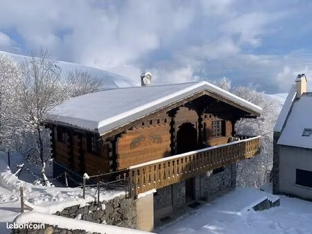 chalet skis aux pieds 10 couchages – fort rendement locatif – pla d’adet - 399900