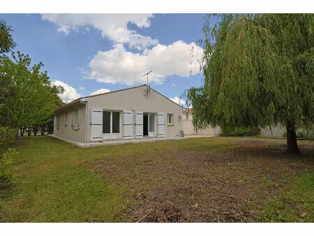 quartier pavillonnaire - maison de plain-pied avec jardin & double garage