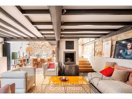 loft dans une ancienne fabrique de faïence proche du canal st martin