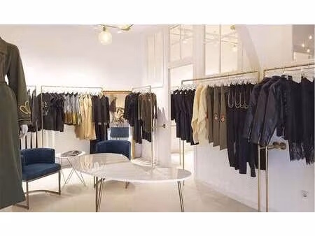 vente bureaux et commerces à lannion (22300) : à vendre / lannion