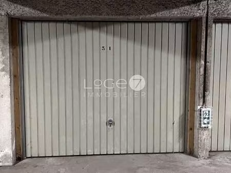 vente garage et parking à lorient (56100) : à vendre / lorient