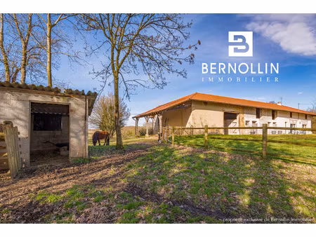 ferme rénovée 160 m2 avec toiture neuve sur terrain 5600 m2