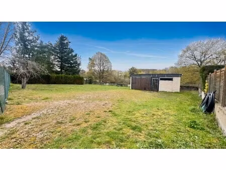 terrain viabilisé et clôturé sur la ferté saint aubin - 707 m2