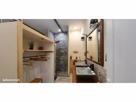 gd studio meublé avec terrasse et parking