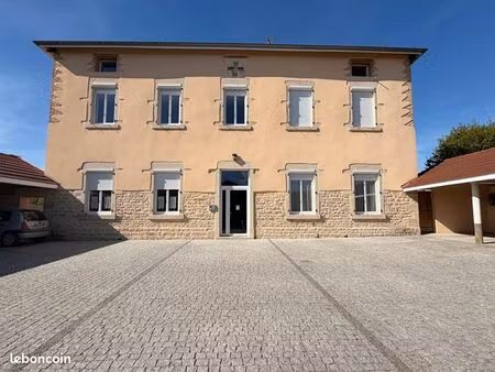 appartement 3 pièces 68 m²