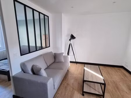 t1 bis 32m2 proche centre ville + parking privé