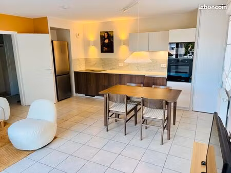 appartement t3 lumineux de 63m² équipé en rdc