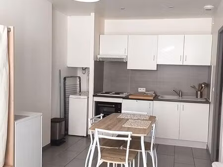 appartement meublé 25m² agde centre historique