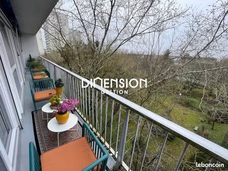 appartement 3 pièces 77 m²