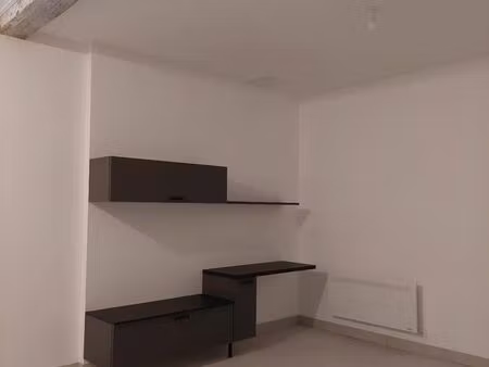 studio 1 pièce 30 m²