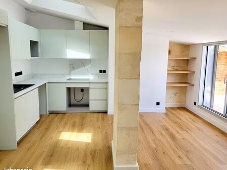 beau t2 lumineux avec clim et terrasse