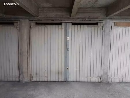 a louer garage fermé