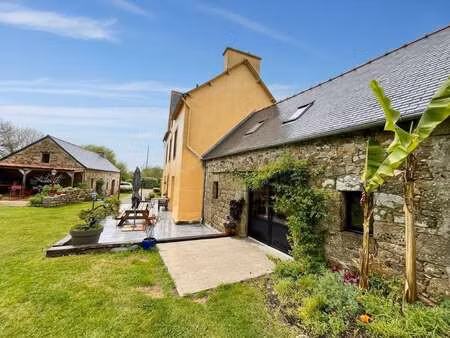 vente demeure d'exception à douarnenez (29100) : à vendre / 163m² douarnenez