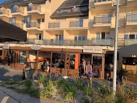 vente bureaux et commerces bord de mer à trégastel (22730) : à vendre bord de mer / trégas