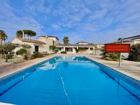 deux maisons avec garage