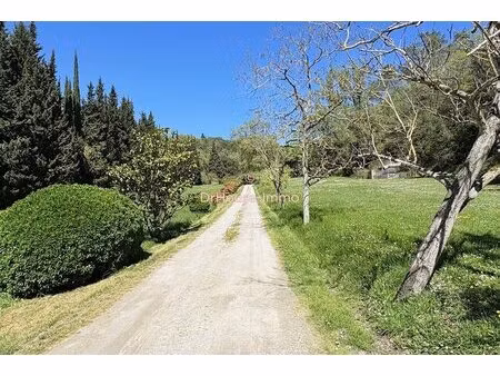 propriété remplie de caractère  rare sur le secteur