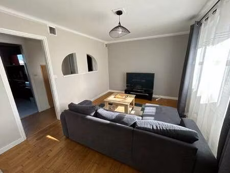 location appartement 3 pièces meublé à saint-brieuc la ville oger  la croix st lambert  be
