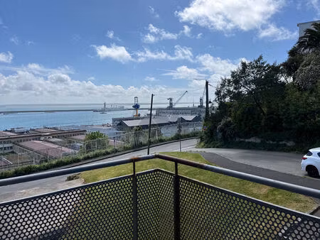 a vendre appartement t3 vue mer avec garage brest corniche