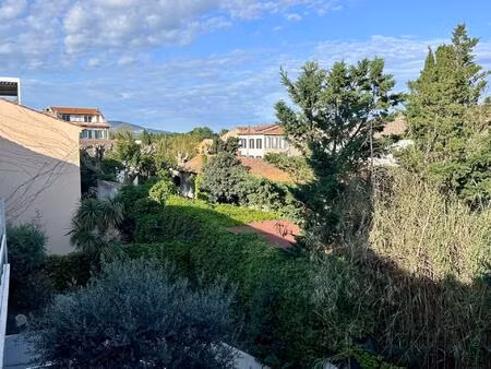 a vendre : t2 38m² avec terrasse et box - cogolin