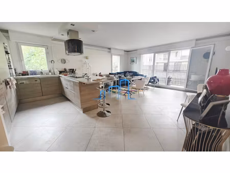 cos immobilier vous propose : saint-mandé