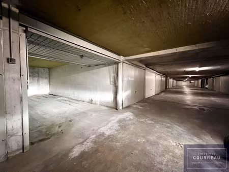 garage double en sous-sol de 22 m2
