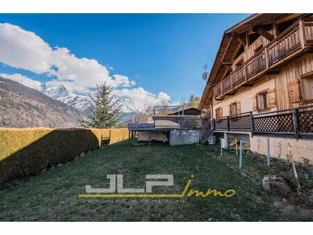 ferme et chalet vue mont-blanc saint-gervais
