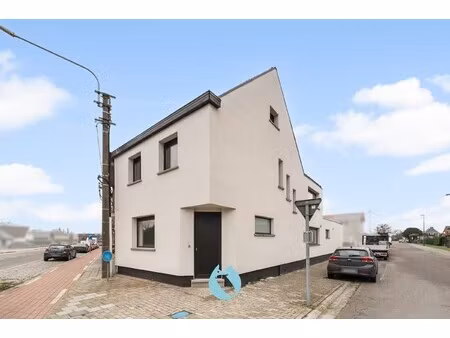ruime instapklare woning met 3 slaapkamers en tuin (epc a)