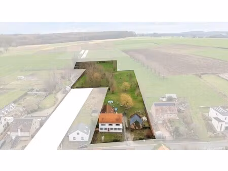 landelijke woning met ruime weide op 1 ha