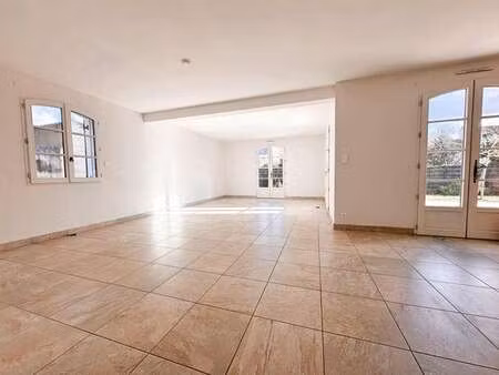 vente maison à nantes (44000) : à vendre / 196m² nantes