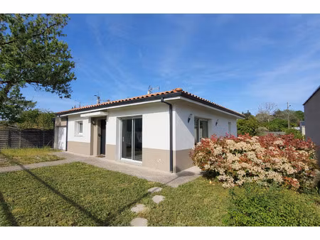 villa de 70m2 au centre ville de hagetmau (40)