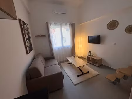 magnifique duplex tout neuf situé sur nice