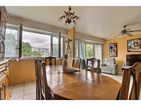 appartement le plessis bouchard 4 pièce(s) 79.02 m2+ places de parking+ cave